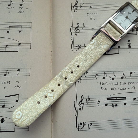 Men's Silver and Cream Watch - Picture 7 of 12